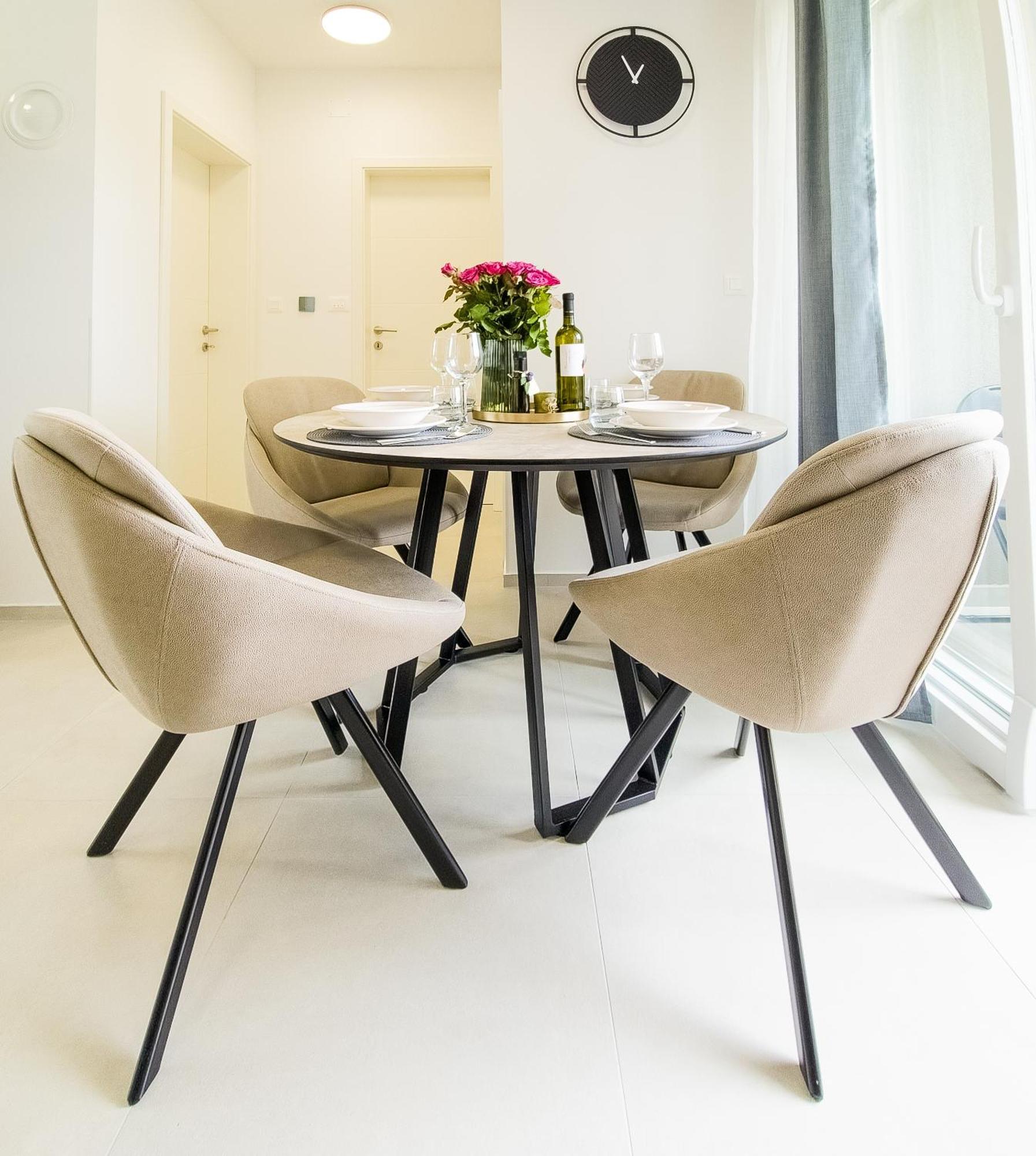 Apartments Laura & Nino Πούλα Εξωτερικό φωτογραφία